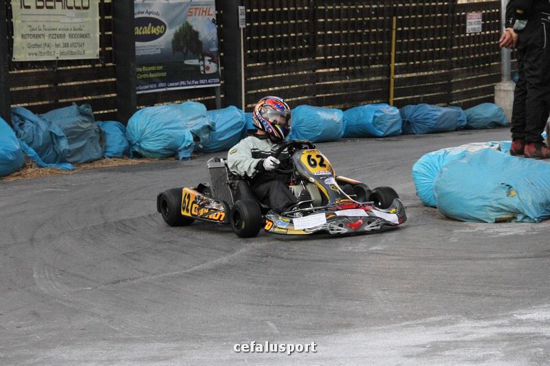 111120 sport2 350_tn.jpg